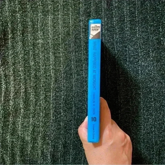 What Happened at Midnight (Hardy Boys, Book 10) by Franklin W. Dixon - Picture 4 of 7